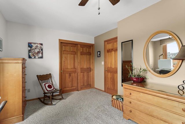 N106W14764 Harrison CIRCLE, Germantown, WI 53022