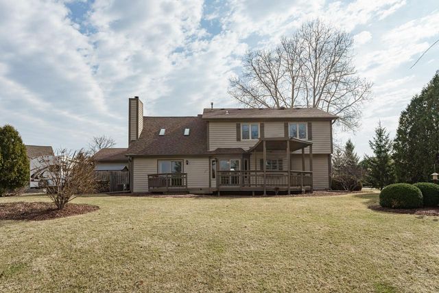 N106W14764 Harrison CIRCLE, Germantown, WI 53022