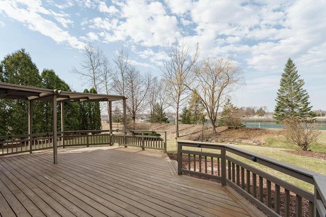 N106W14764 Harrison CIRCLE, Germantown, WI 53022