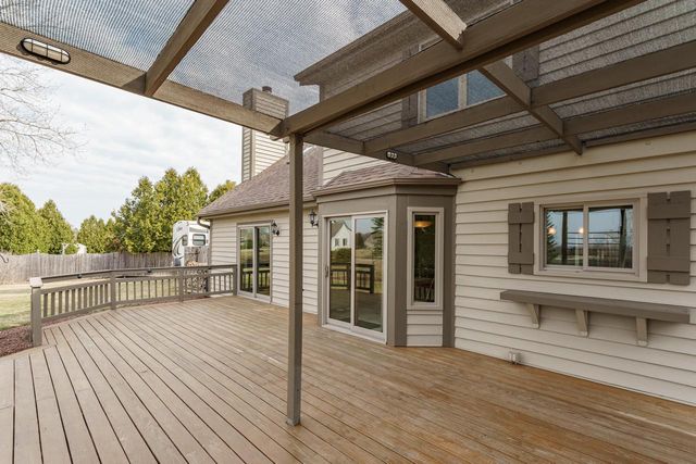 N106W14764 Harrison CIRCLE, Germantown, WI 53022