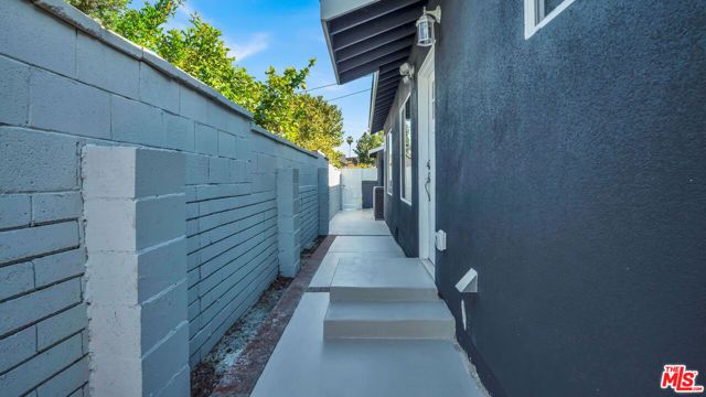 5377 Manzanar Avenue, Pico Rivera, CA 90660