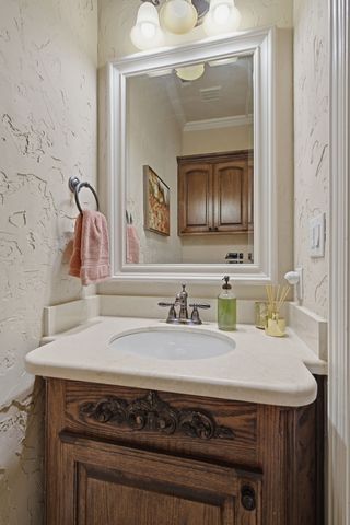 728 Rockingham Drive, Irving, TX 75063