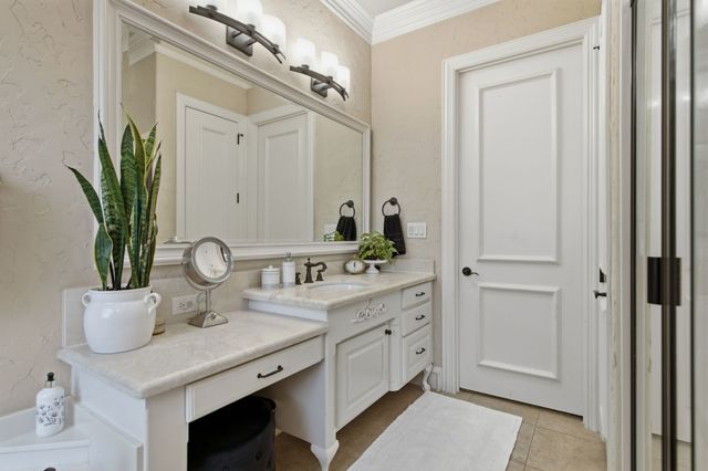 728 Rockingham Drive, Irving, TX 75063