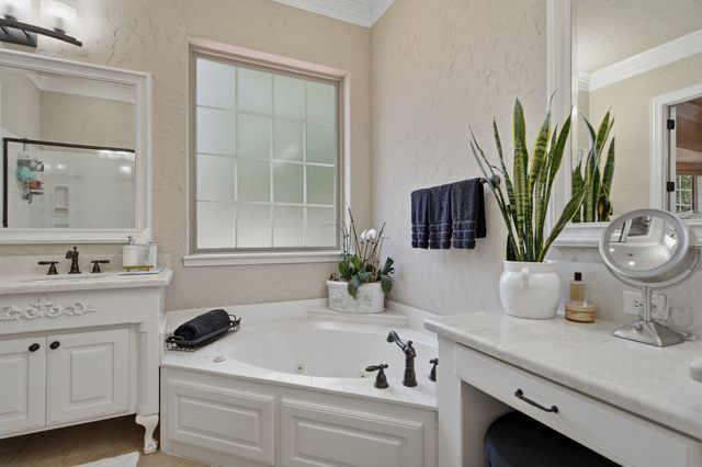 728 Rockingham Drive, Irving, TX 75063