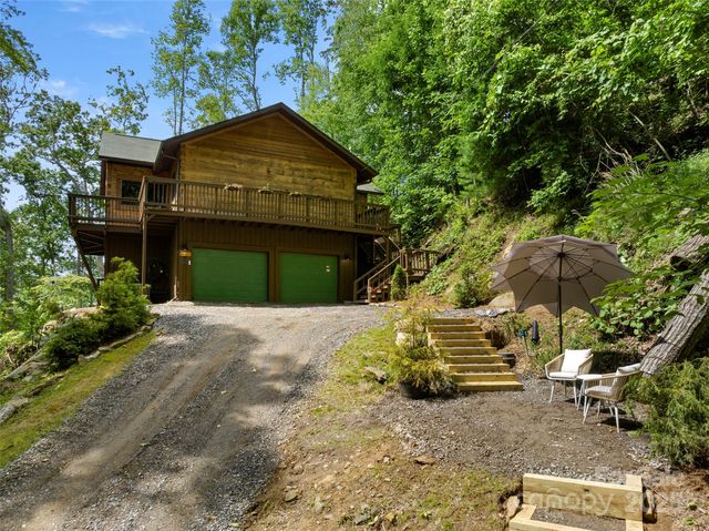 619 Leisure Lane, Burnsville, NC 28714