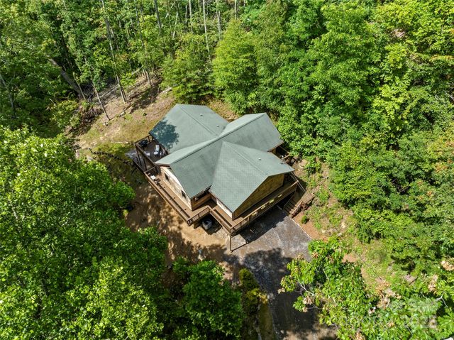 619 Leisure Lane, Burnsville, NC 28714