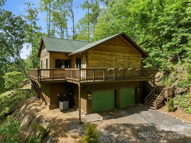 619 Leisure Lane, Burnsville, NC 28714