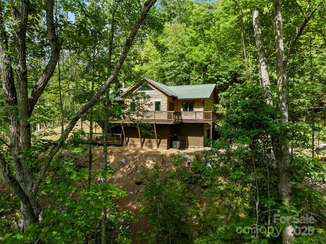 619 Leisure Lane, Burnsville, NC 28714