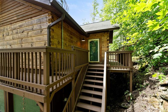 619 Leisure Lane, Burnsville, NC 28714