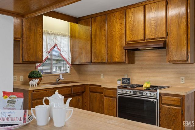 4217 Quarter Avenue, Bakersfield, CA 93309