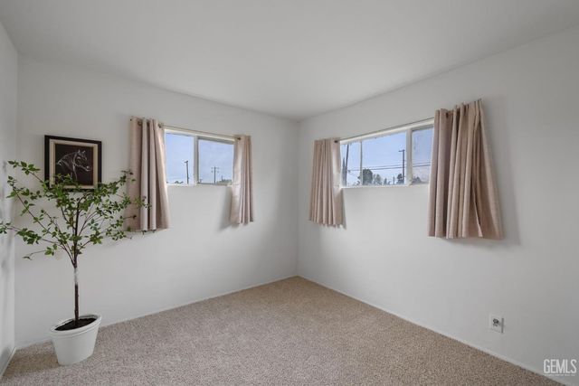 4217 Quarter Avenue, Bakersfield, CA 93309