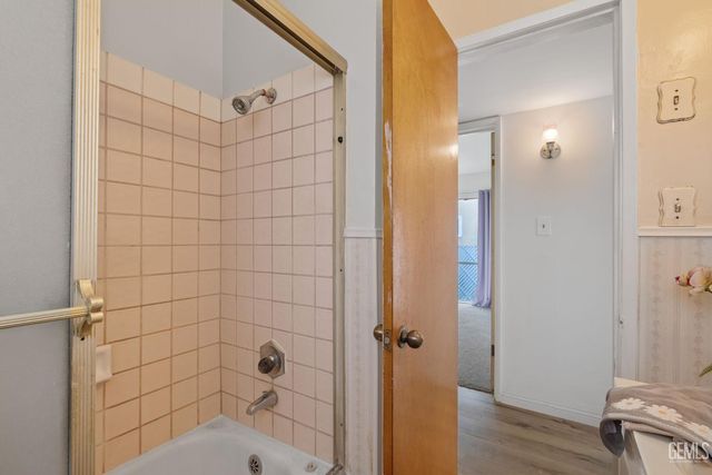 4217 Quarter Avenue, Bakersfield, CA 93309