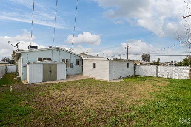 4217 Quarter Avenue, Bakersfield, CA 93309