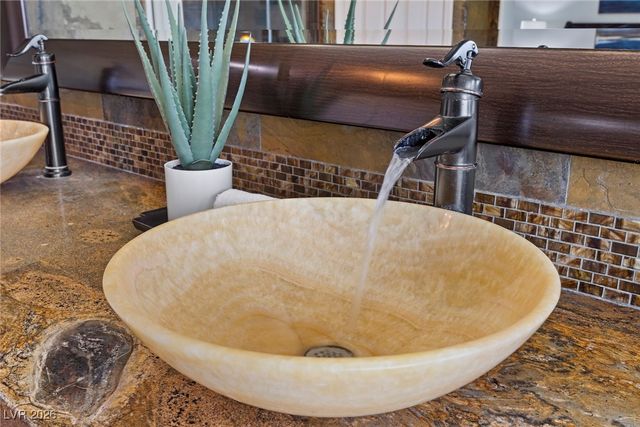 2445 Ping Drive, Henderson, NV 89074