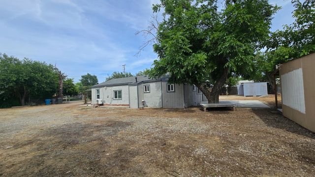 1632 11th Ave, Olivehurst, CA 95961