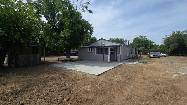 1632 11th Ave, Olivehurst, CA 95961