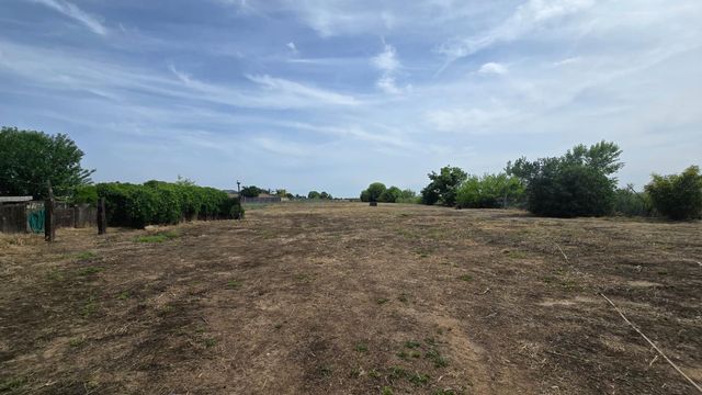 1632 11th Ave, Olivehurst, CA 95961