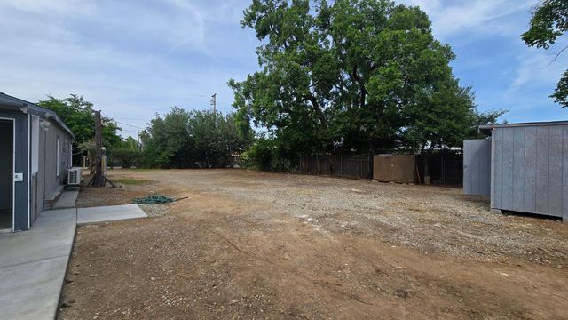 1632 11th Ave, Olivehurst, CA 95961