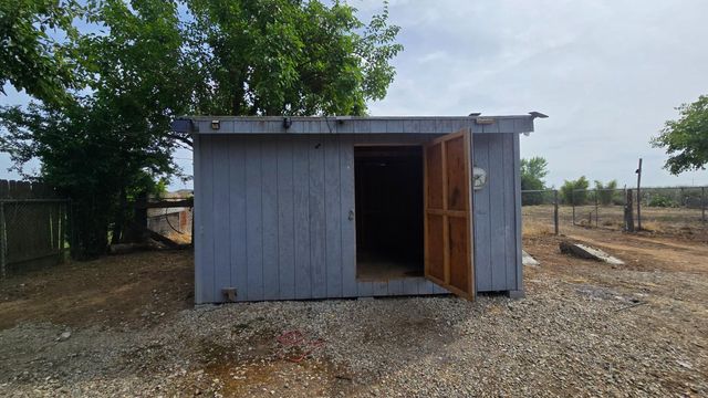 1632 11th Ave, Olivehurst, CA 95961