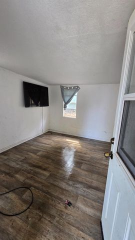 1632 11th Ave, Olivehurst, CA 95961