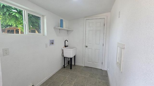 1632 11th Ave, Olivehurst, CA 95961
