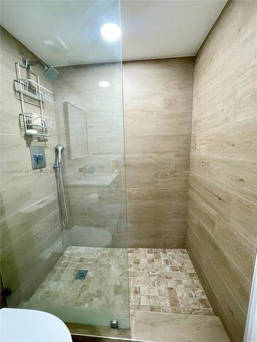 9800 W Bay Harbor Dr 404, Bay Harbor Islands, FL 33154