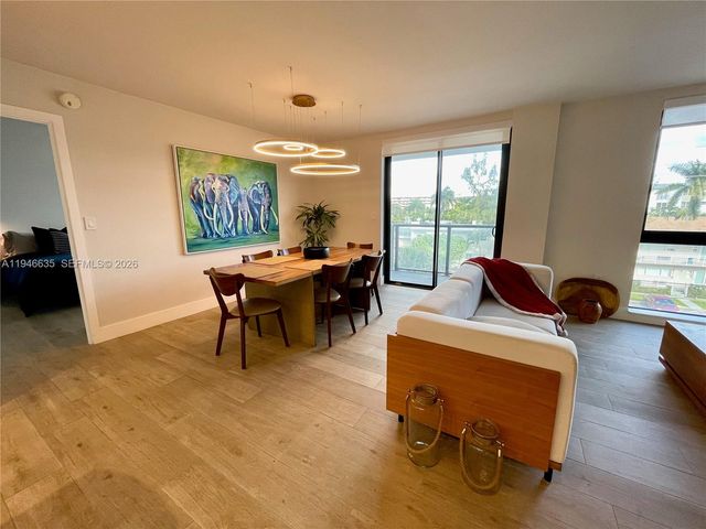 9800 W Bay Harbor Dr 404, Bay Harbor Islands, FL 33154