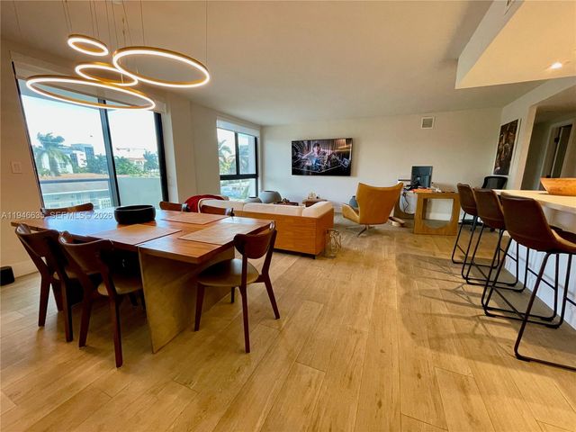 9800 W Bay Harbor Dr 404, Bay Harbor Islands, FL 33154