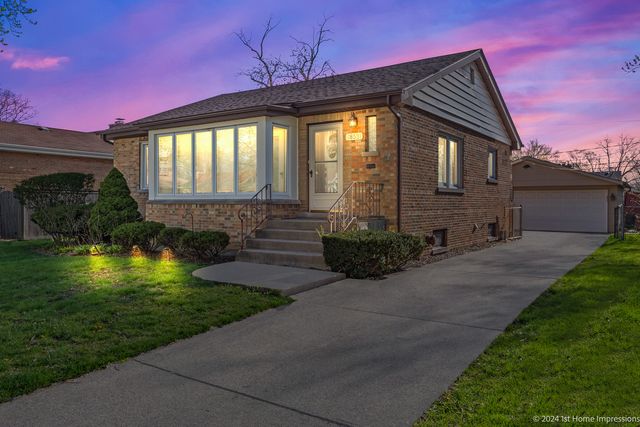 18531 Marshfield Avenue, Homewood, IL 60430