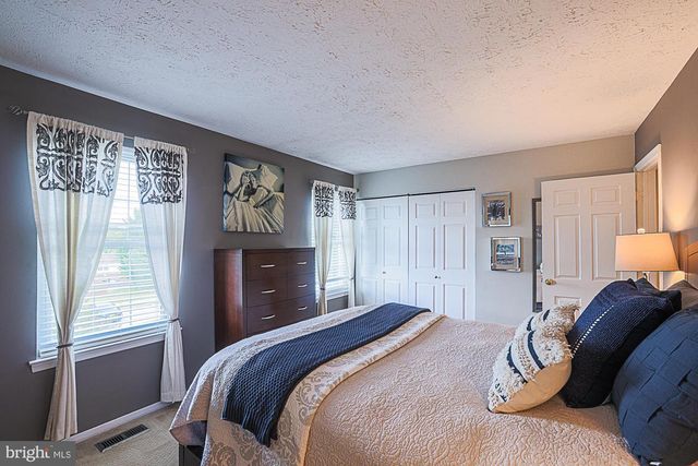 25 SYLVANOAK WAY, Nottingham, MD 21236