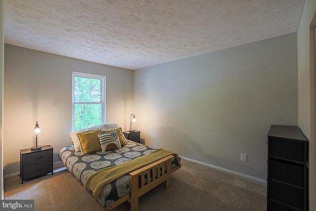 25 SYLVANOAK WAY, Nottingham, MD 21236