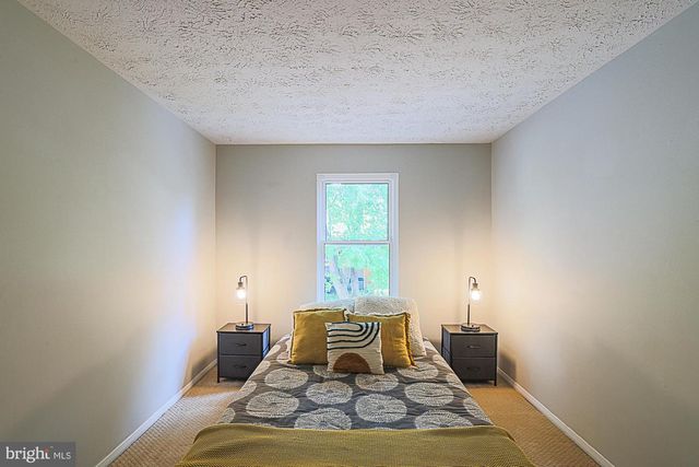 25 SYLVANOAK WAY, Nottingham, MD 21236