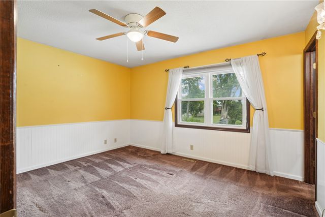 23 Clive Drive NW, Cedar Rapids, IA 52405