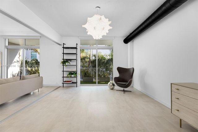 2001 Meridian Ave 327, Miami Beach, FL 33139