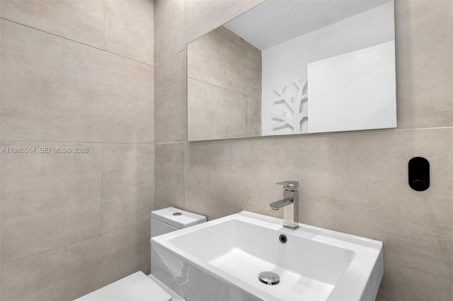 2001 Meridian Ave 327, Miami Beach, FL 33139