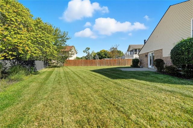 1025 Lord Fitzwalter Drive, Miamisburg, OH 45342