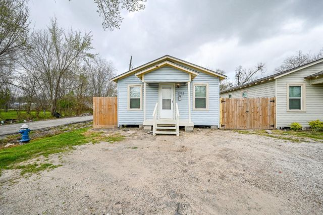 2713 Gregg Street, Houston, TX 77026