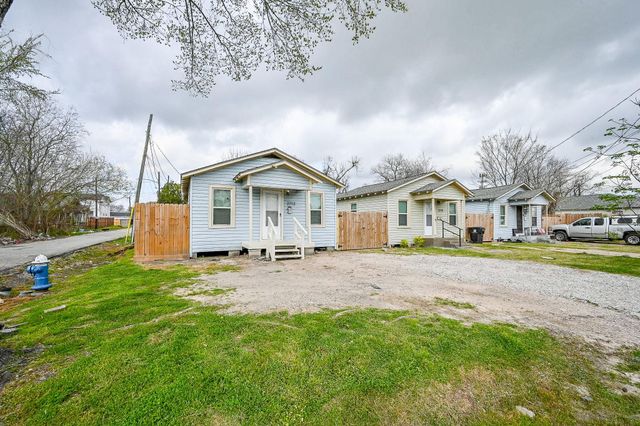 2713 Gregg Street, Houston, TX 77026