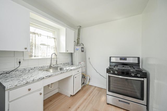 2713 Gregg Street, Houston, TX 77026