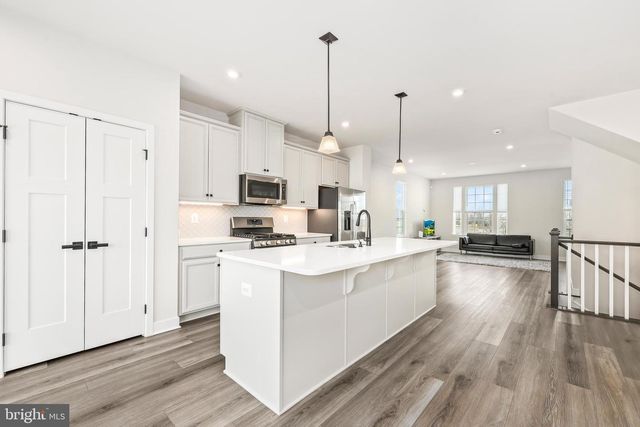 19410 PAIUTE TER, Leesburg, VA 20175