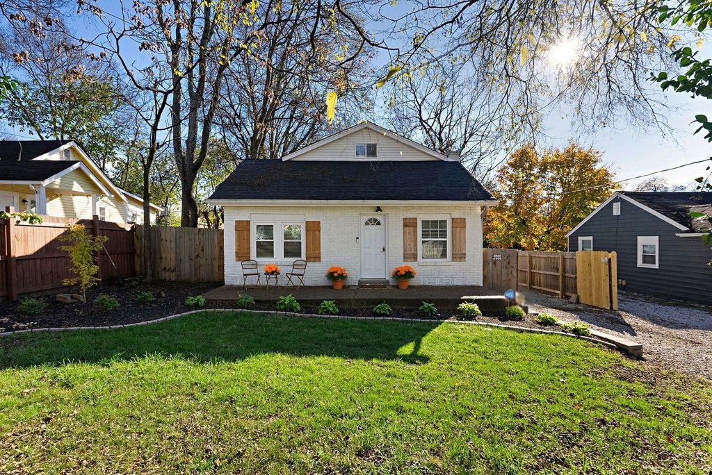 302 DuPont Ave, Madison, TN 37115