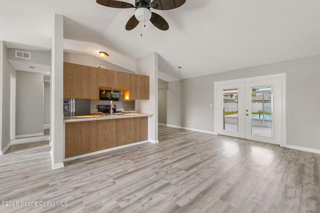 1385 Gillott Street NW, Palm Bay, FL 32907