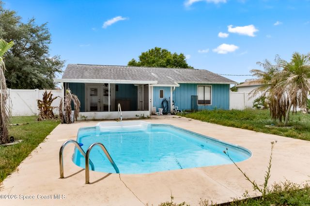 1385 Gillott Street NW, Palm Bay, FL 32907