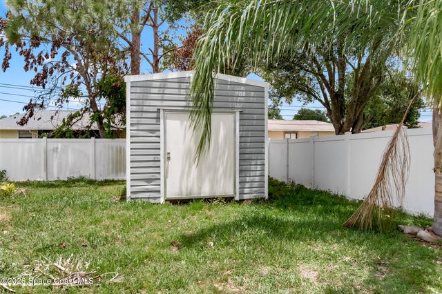 1385 Gillott Street NW, Palm Bay, FL 32907