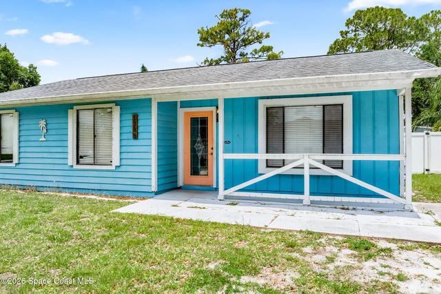 1385 Gillott Street NW, Palm Bay, FL 32907
