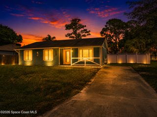 1385 Gillott Street NW, Palm Bay, FL 32907