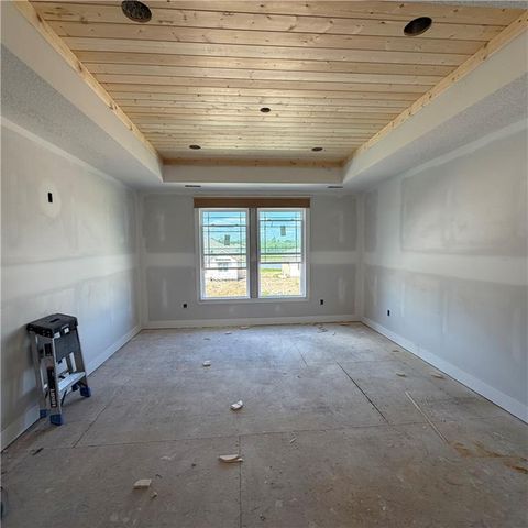 2340 Foxtail Drive, Kearney, MO 64060