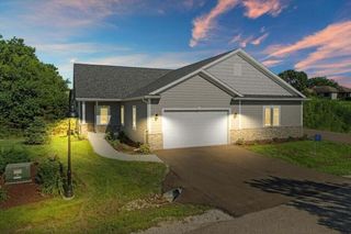 610 Tindalls Nest, Twin Lakes, WI 53181