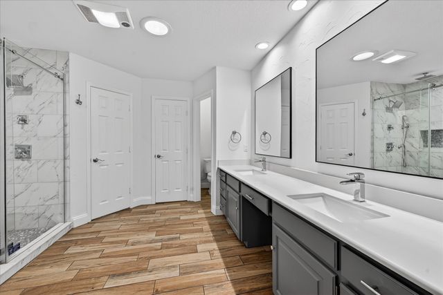 3713 Woodmont Court, Bedford, TX 76021