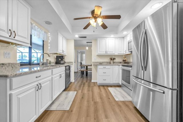 1903 SE 29TH LANE, Cape Coral, FL 33904